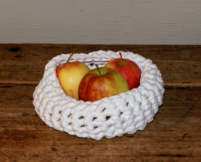 Corbeille au crochet Laissons Lucie Faire