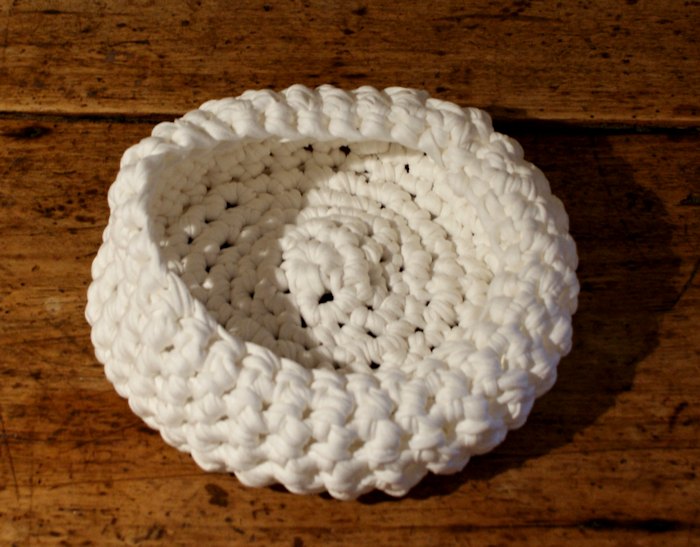 Corbeille au crochet Laissons Lucie Faire