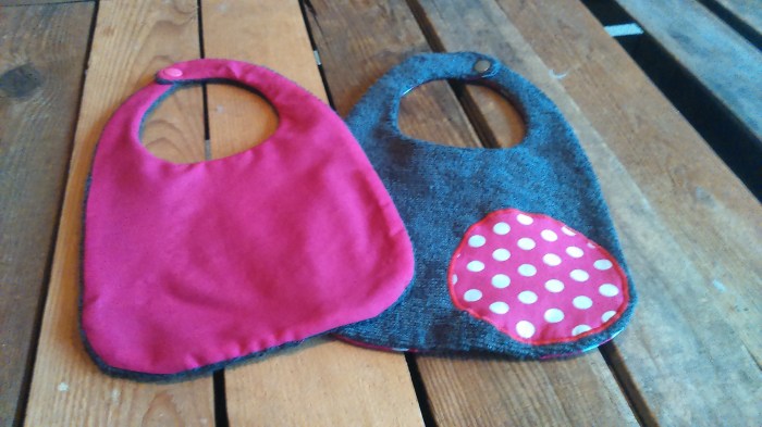 Bavoirs - tuto gratuit Laissons Lucie Faire