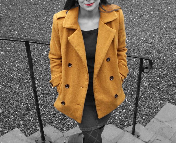 Manteau Saint-Michel moutarde par Laissons Lucie Faire