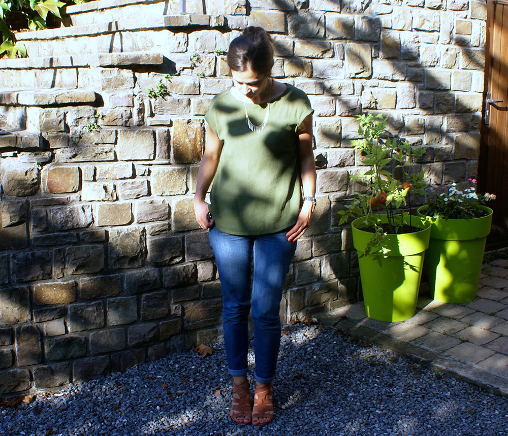 Top kaki Burda couture facile à noeuds - Laissons Lucie Faire