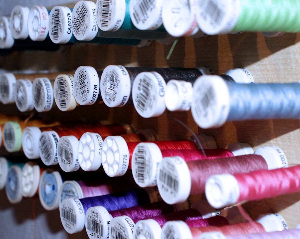 Porte-bobines de récup DIY par Laissons Lucie Faire