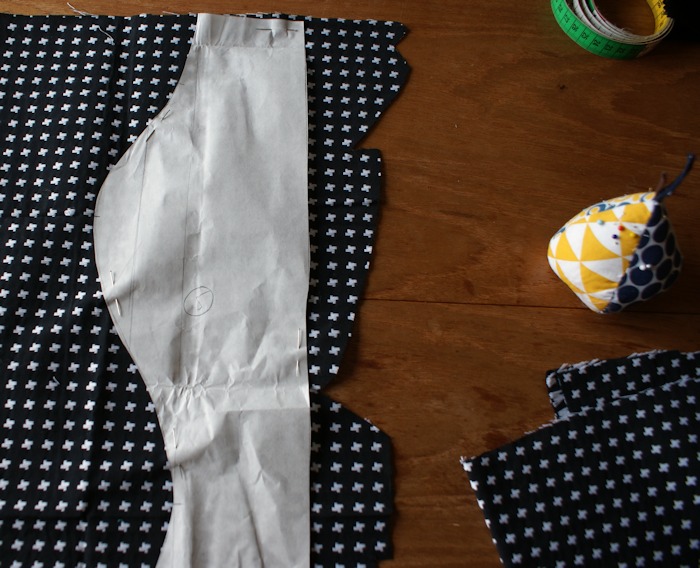 Housses de coussin patchwork par Laissons Lucie Faire (tuto gratuit)