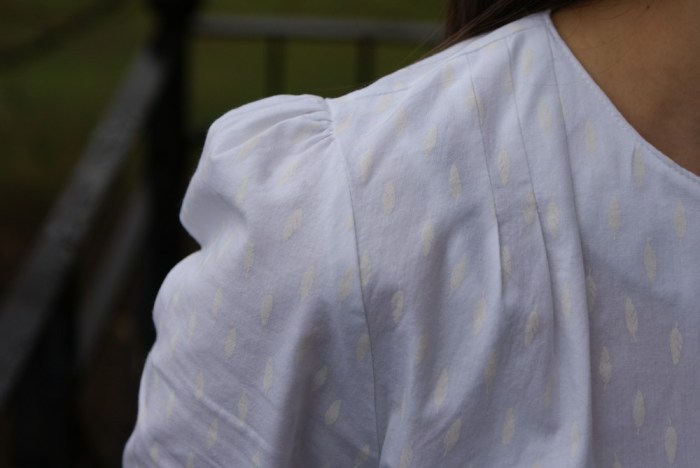 Blouse Dressing Chic par Laissons Lucie Faire