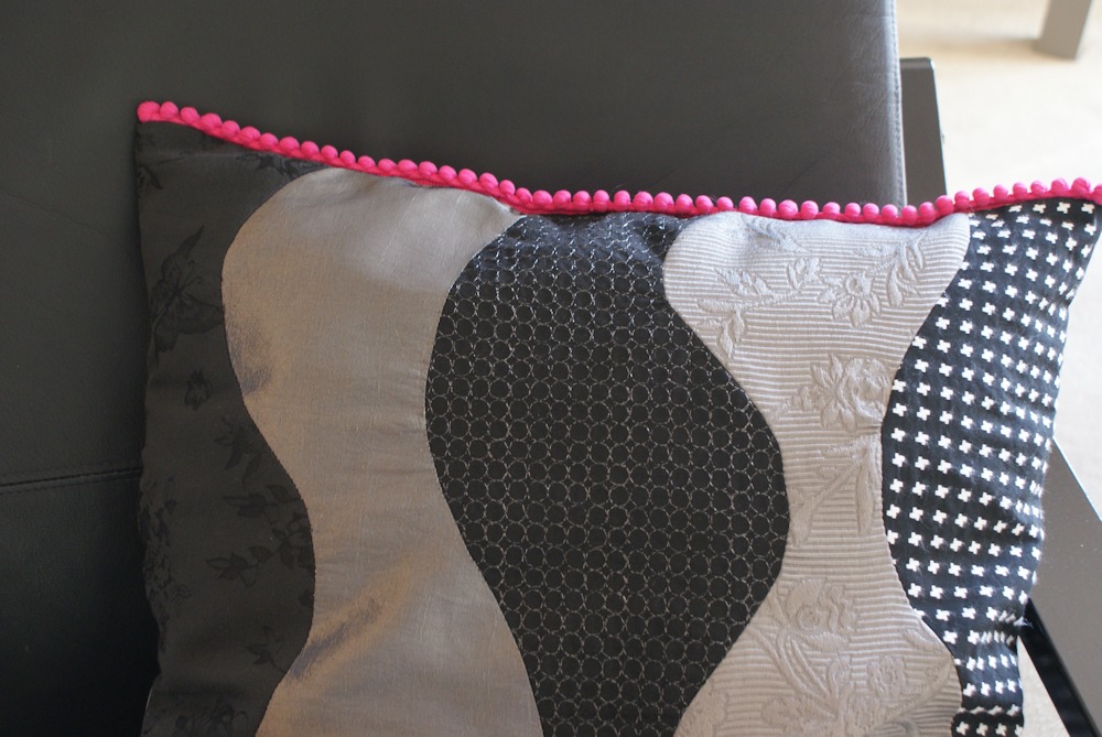 Housses de coussin patchwork par Laissons Lucie Faire (tuto gratuit)