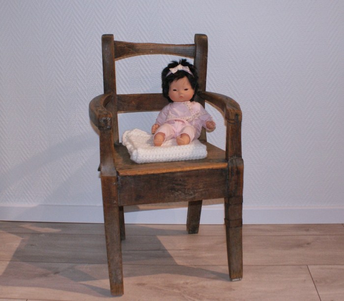 Baby doll blanket au crochet par Laissons Lucie Faire