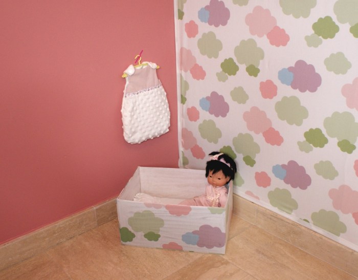 Lit et gigoteuse pour bébé Corolle par Laissons Lucie Faire