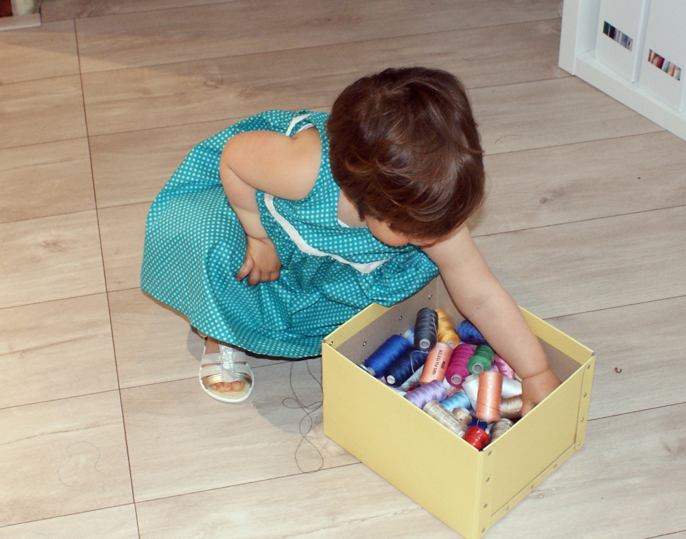 Robe froncée les Intemporels pour bébés par Laissons Lucie Faire