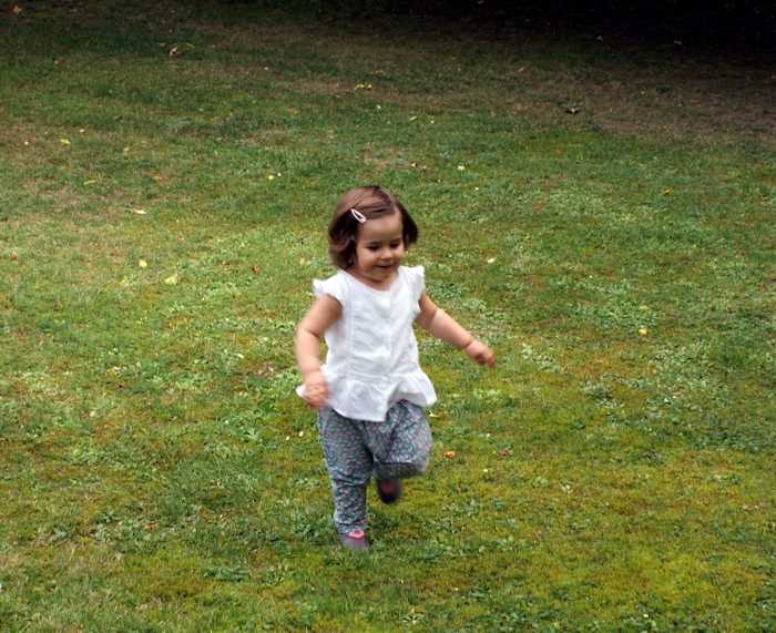 Couture enfant, pantalon burda par Laissons Lucie Faire