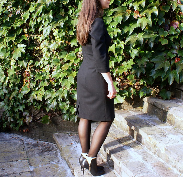 J'ai testé le cours "robe fourreau" de Makerist - par Laissons Lucie Faire