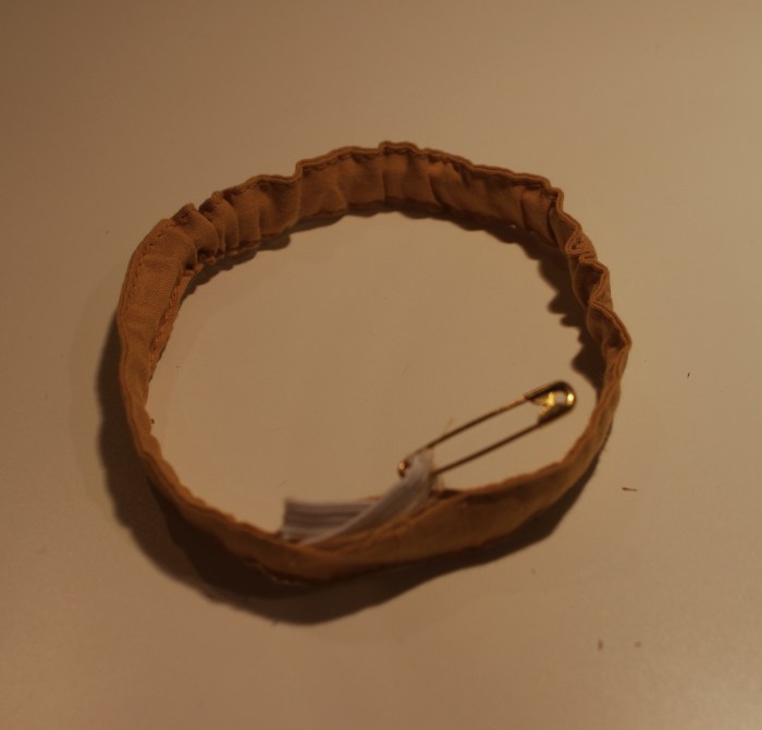 Tuto de headband à nœud pour poupon Corolle de 30 cm par Laissons Lucie Faire