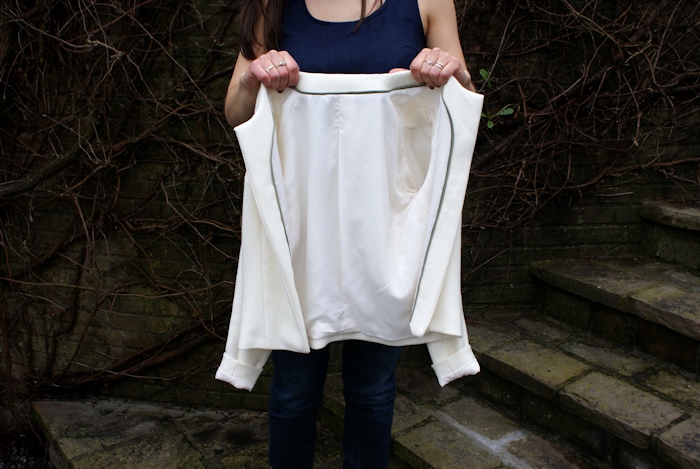 Veste H Dressing Chic crème doublée par Laissons Lucie Faire