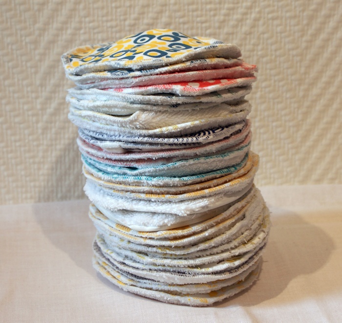 Compresses d'allaitement lavables : le tuto par Laissons Lucie Faire