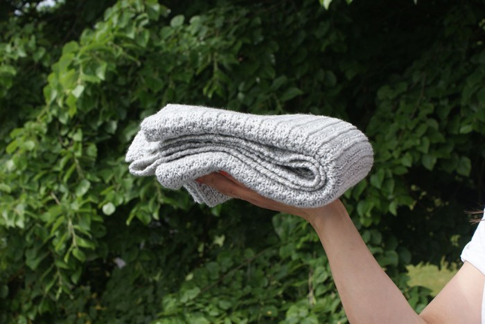 Baby blanket au point étoile par Laissons Lucie Faire