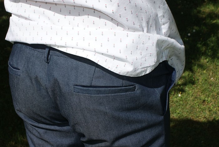 Chino Le Culotté en denim, un patron Les BG, par Laissons Lucie Faire