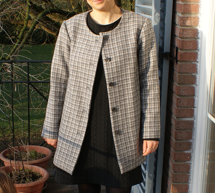 Manteau Magnésium Ivanne S. et robe Cara La Maison Victor par Laissons Lucie Faire