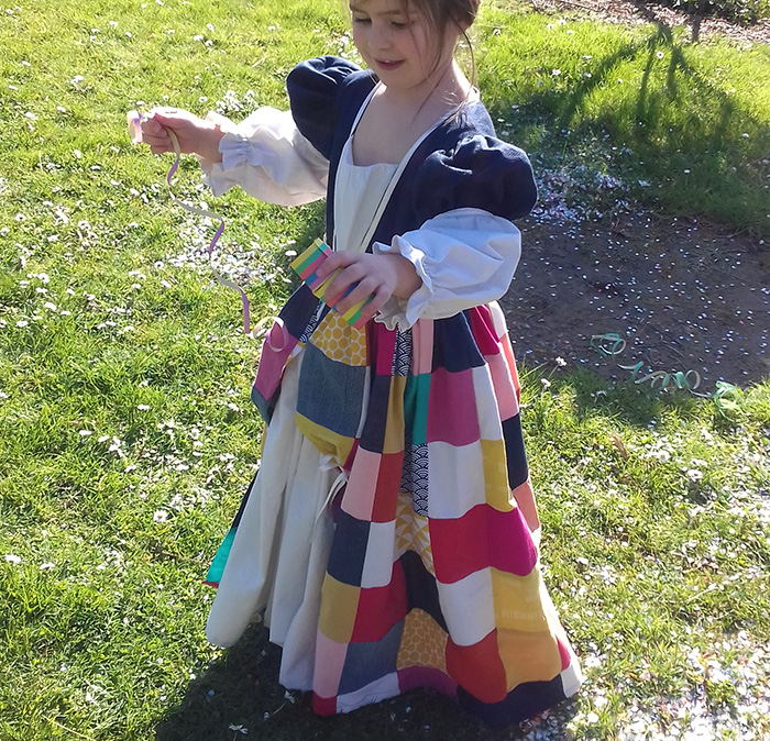 Projet récup : déguisement Princesse Arlequin et jupette de carnaval en patchwork par Laissons Lucie Faire