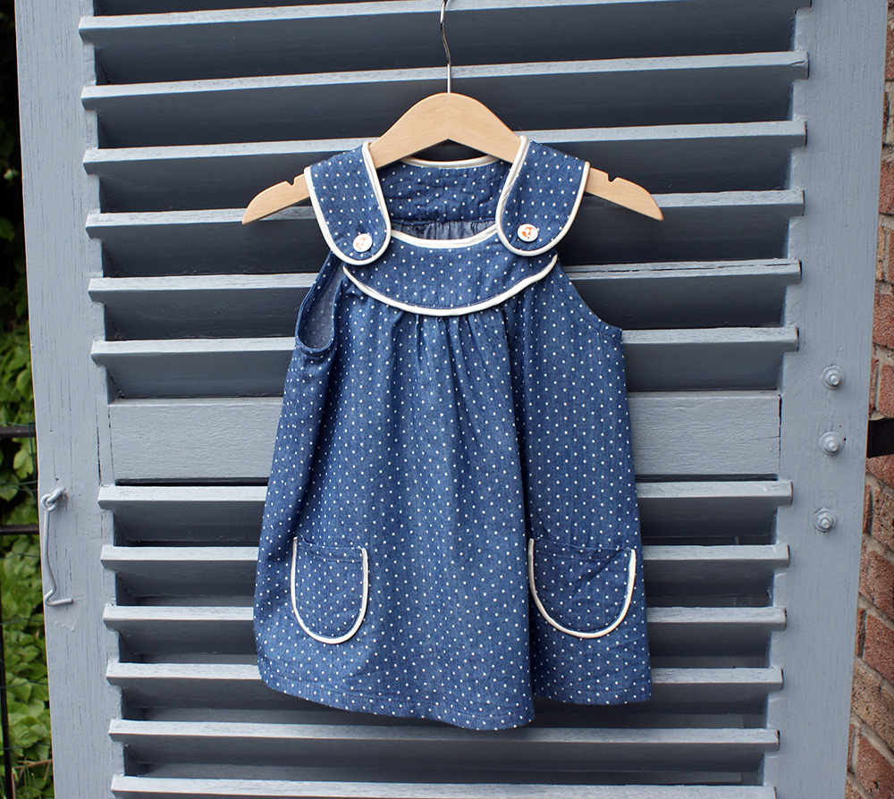 Robe burda kids par Laissons Lucie Faire