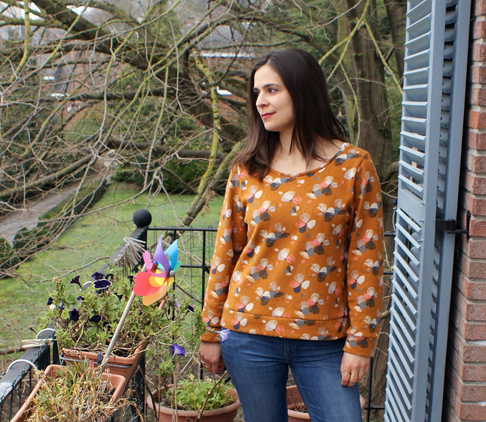 Sweat So Classic Damn Good Caramel par Laissons Lucie Faire